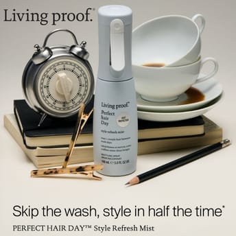Living proof Perfect Hair Day Style Refresh Mist mit dem Slogan Skip the wash, style in half the time.